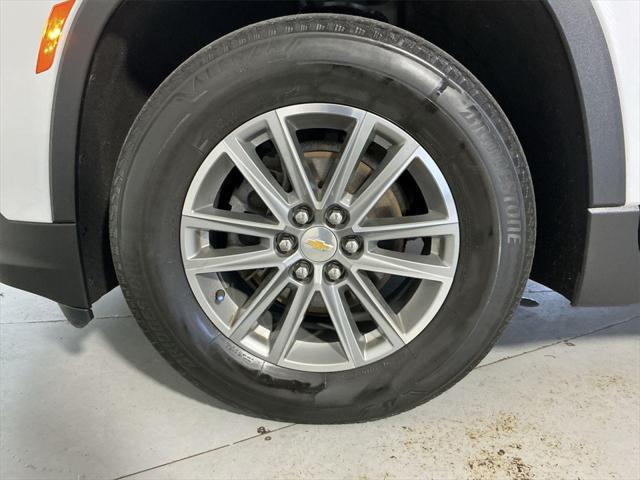 used 2023 Chevrolet Traverse car, priced at $30,000
