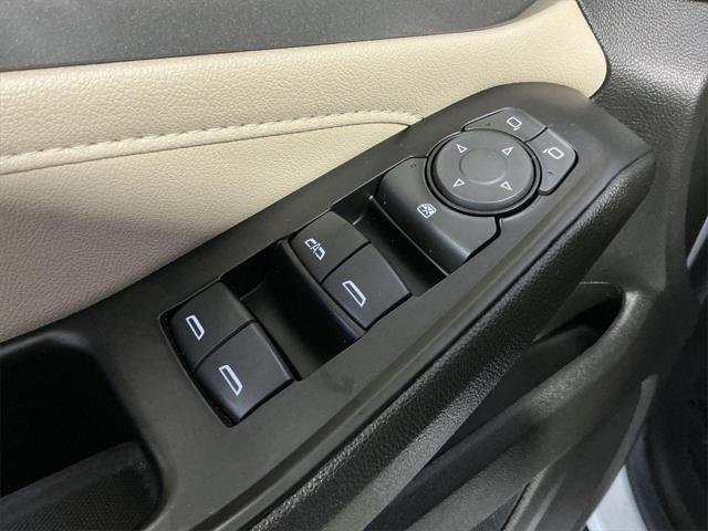 used 2023 Chevrolet Traverse car, priced at $30,000