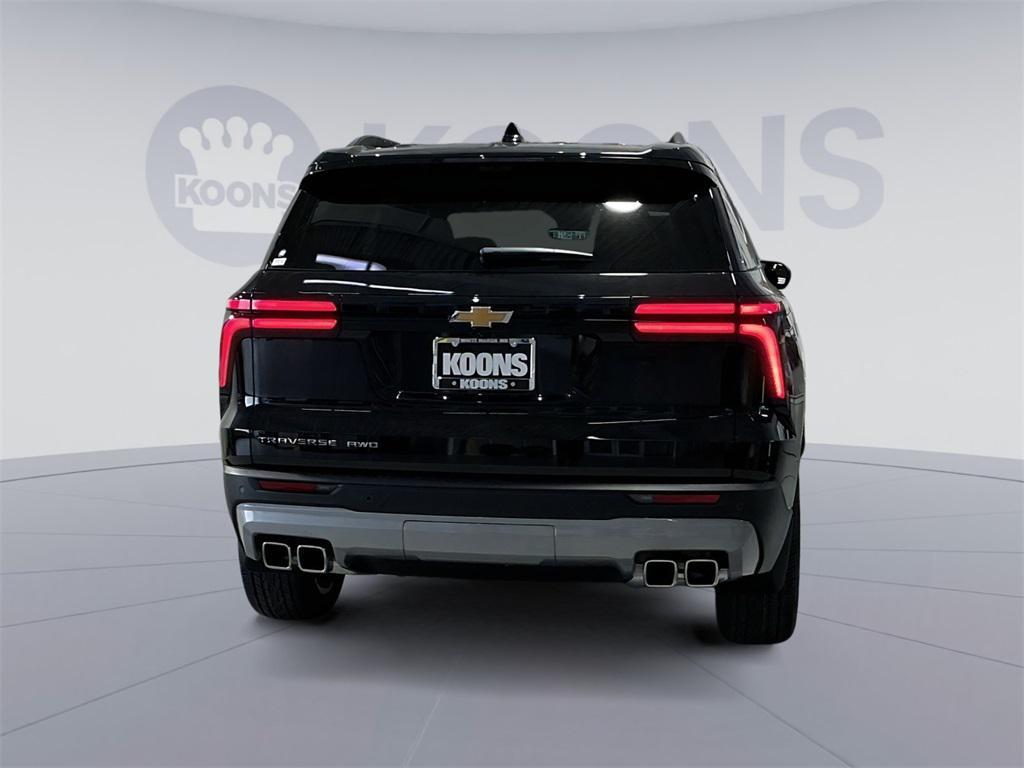 new 2026 Chevrolet Traverse car, priced at $49,005