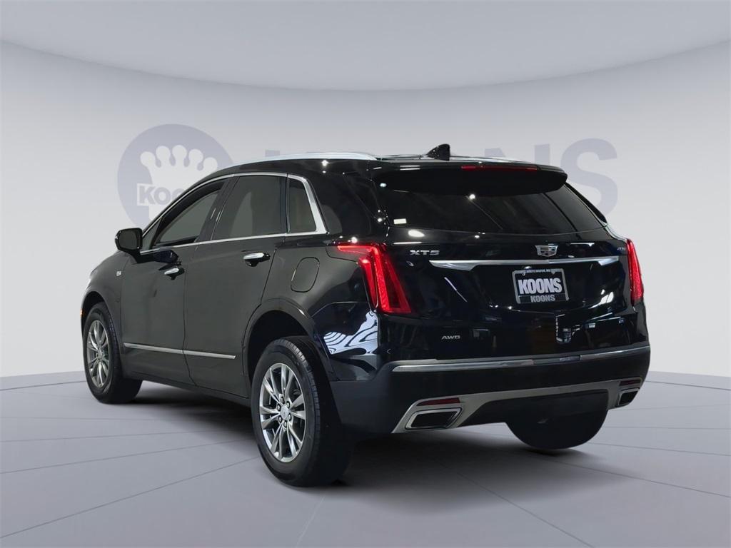used 2022 Cadillac XT5 car, priced at $30,500