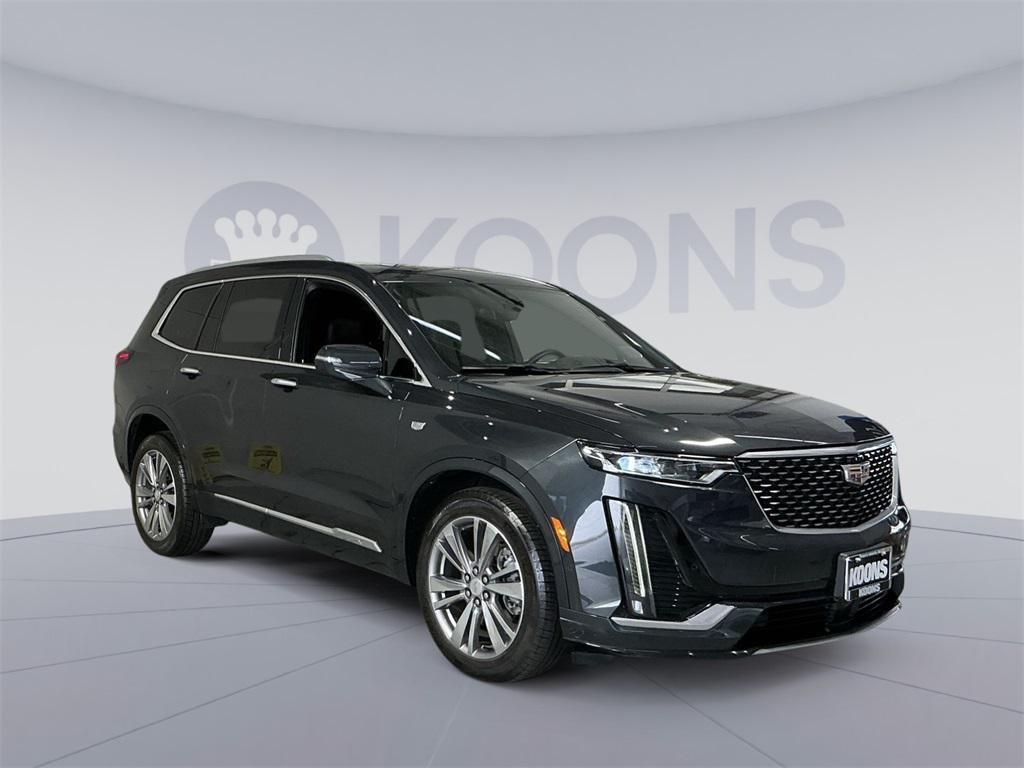 used 2023 Cadillac XT6 car, priced at $38,000