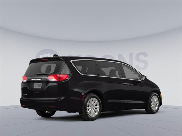 used 2018 Chrysler Pacifica car, priced at $17,000