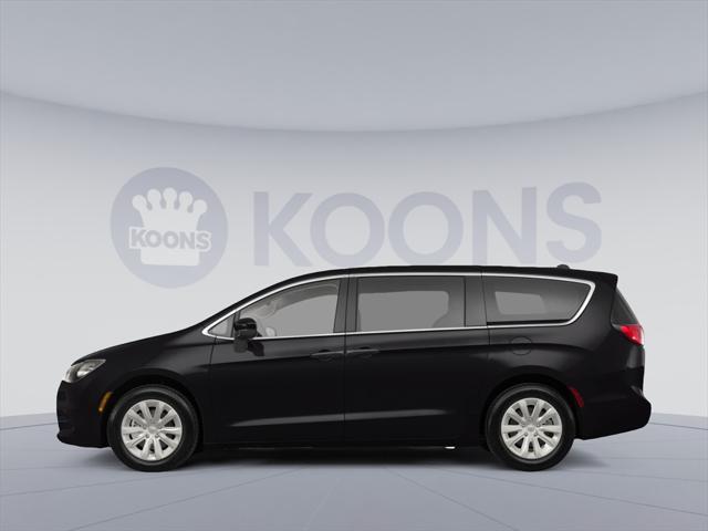 used 2018 Chrysler Pacifica car, priced at $17,000