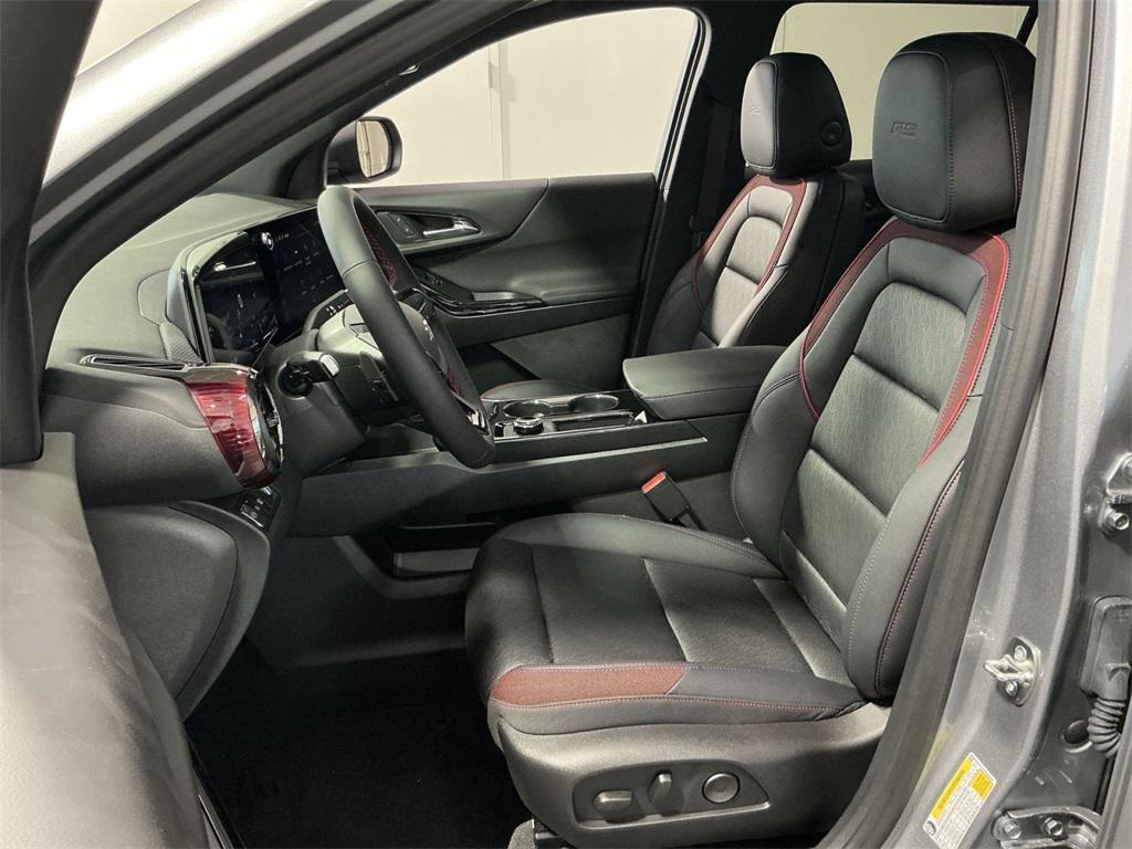 new 2026 Chevrolet Equinox car, priced at $30,670