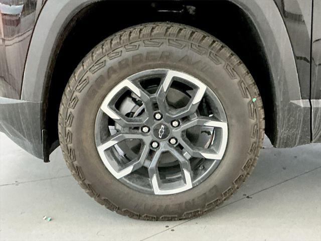 new 2026 Chevrolet Equinox car, priced at $35,670