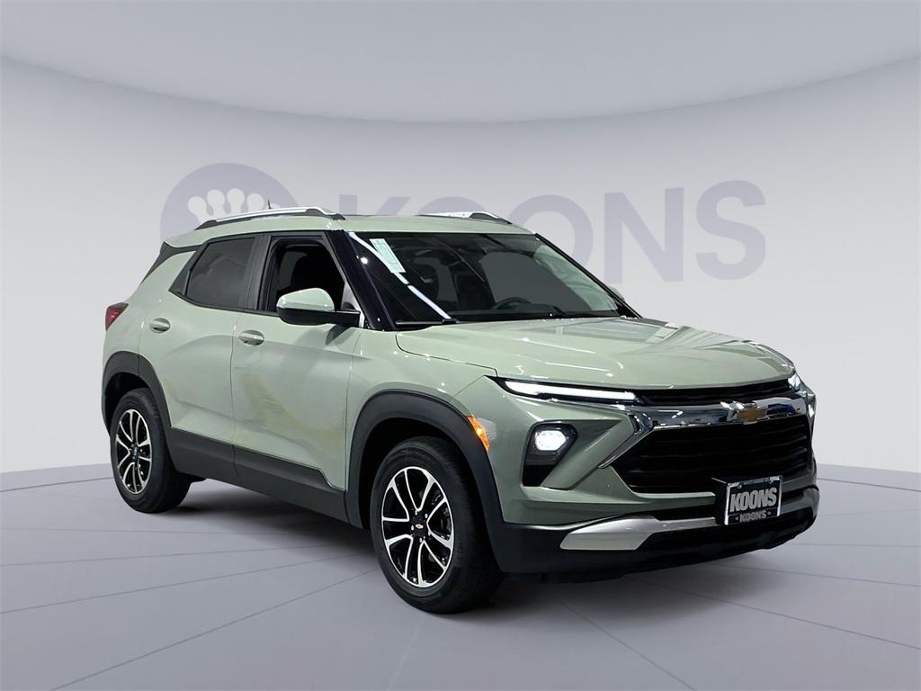 new 2026 Chevrolet TrailBlazer car, priced at $28,870