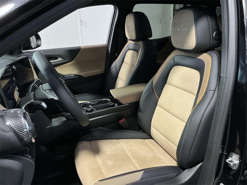 new 2026 Chevrolet Equinox car, priced at $30,140