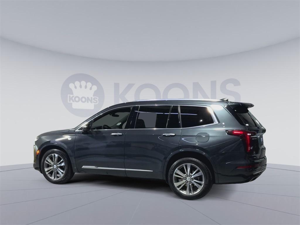 used 2022 Cadillac XT6 car, priced at $35,000