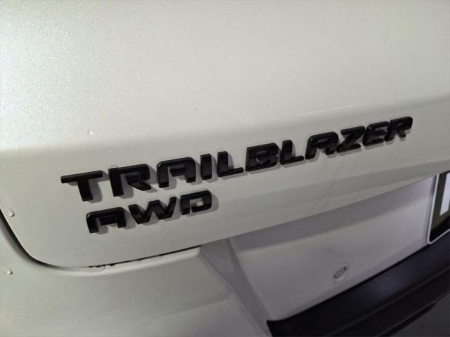 new 2025 Chevrolet TrailBlazer car, priced at $30,935