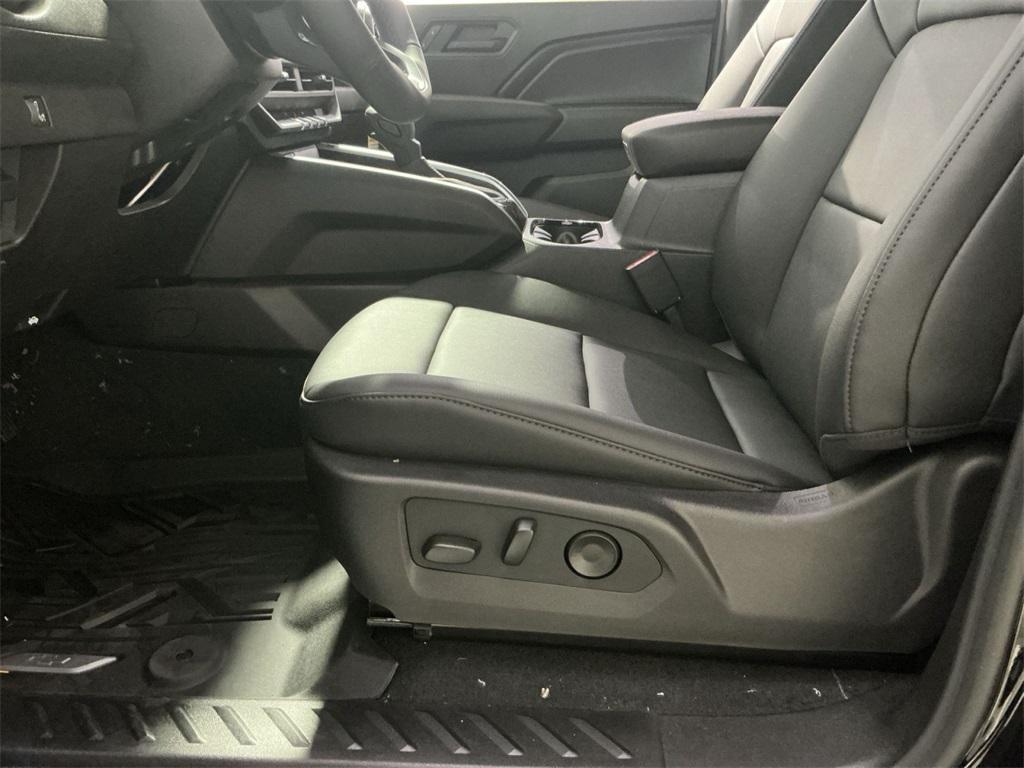 new 2025 Chevrolet Colorado car, priced at $44,314