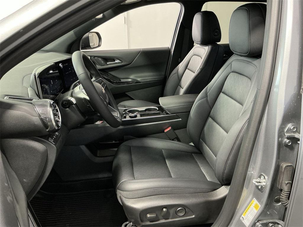 new 2026 Chevrolet Equinox car, priced at $28,840