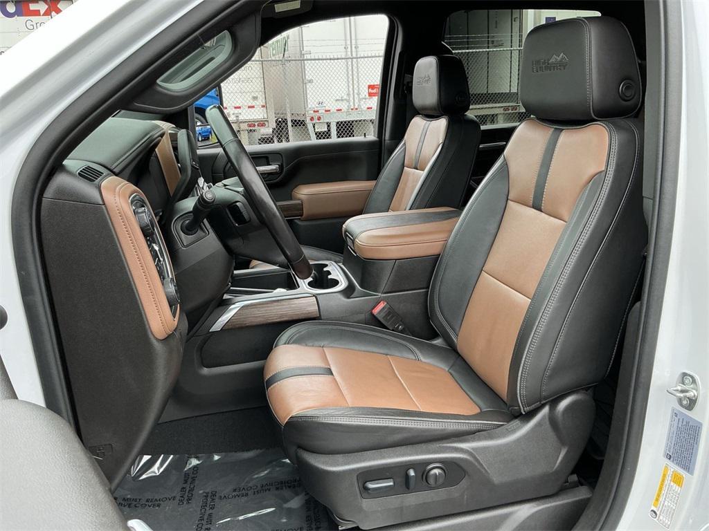 used 2023 Chevrolet Silverado 3500 car, priced at $60,000