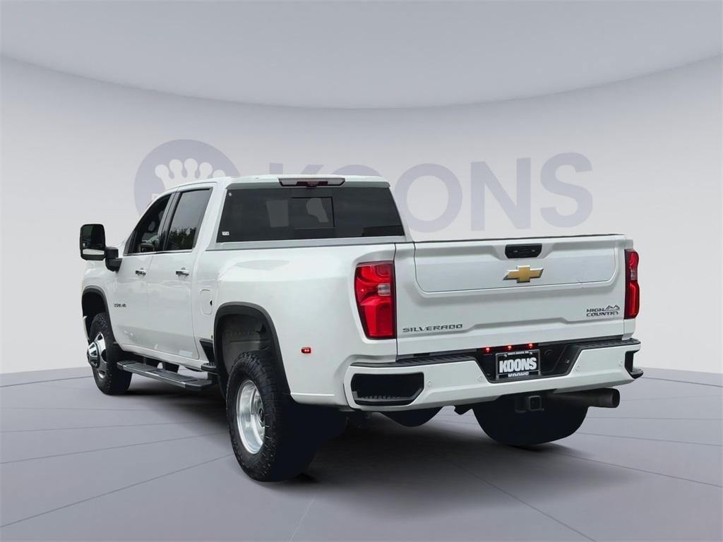 used 2023 Chevrolet Silverado 3500 car, priced at $60,000