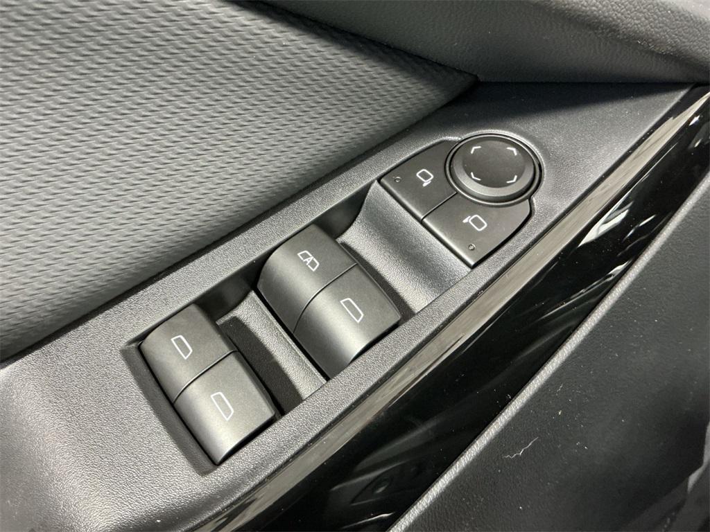 new 2026 Chevrolet Equinox car, priced at $31,305