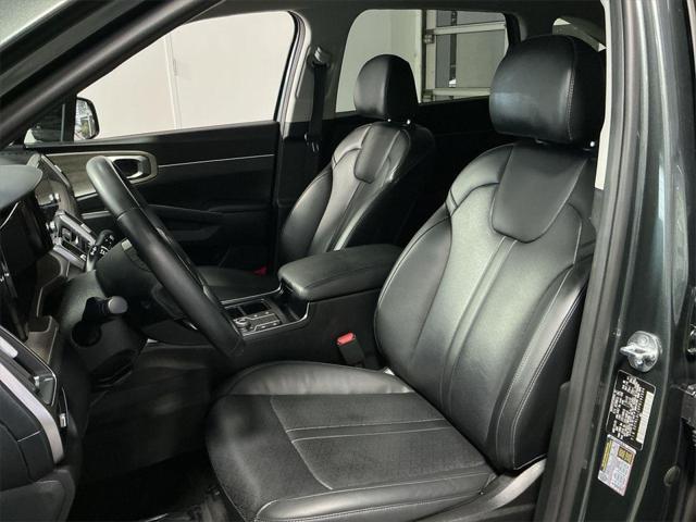 used 2023 Kia Sorento car, priced at $28,000