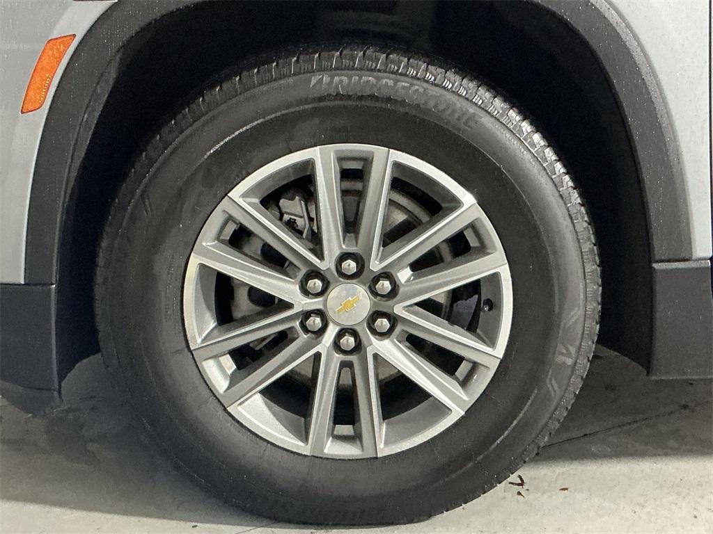 used 2023 Chevrolet Traverse car, priced at $27,000