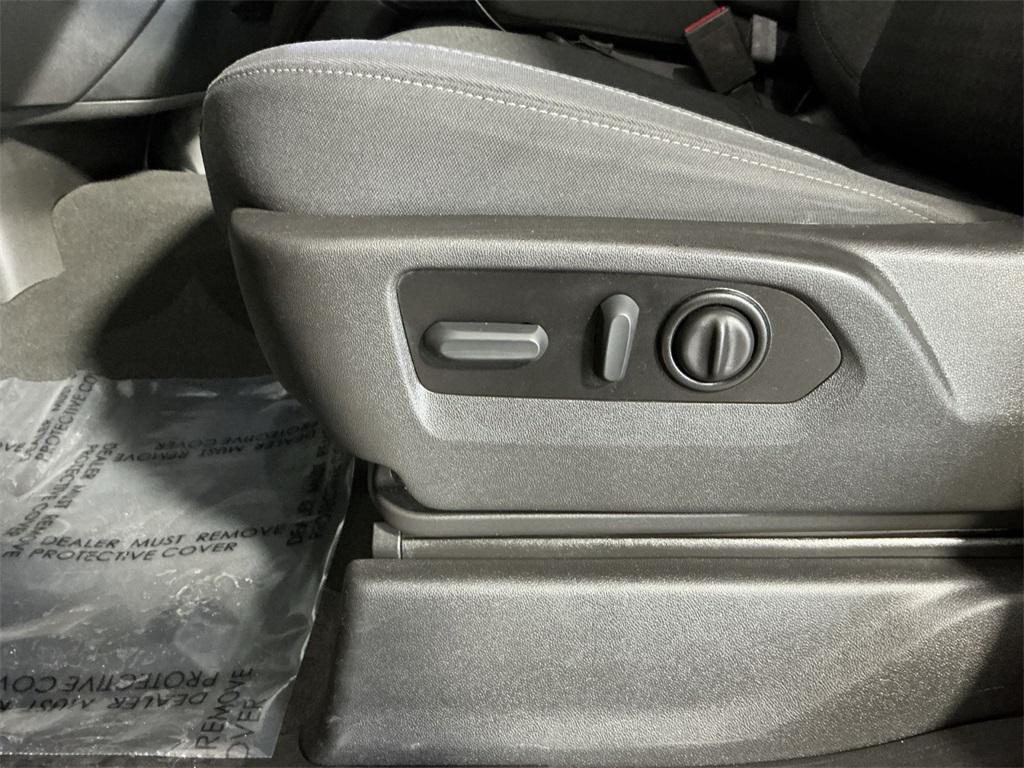 used 2022 Chevrolet Silverado 1500 car, priced at $33,500