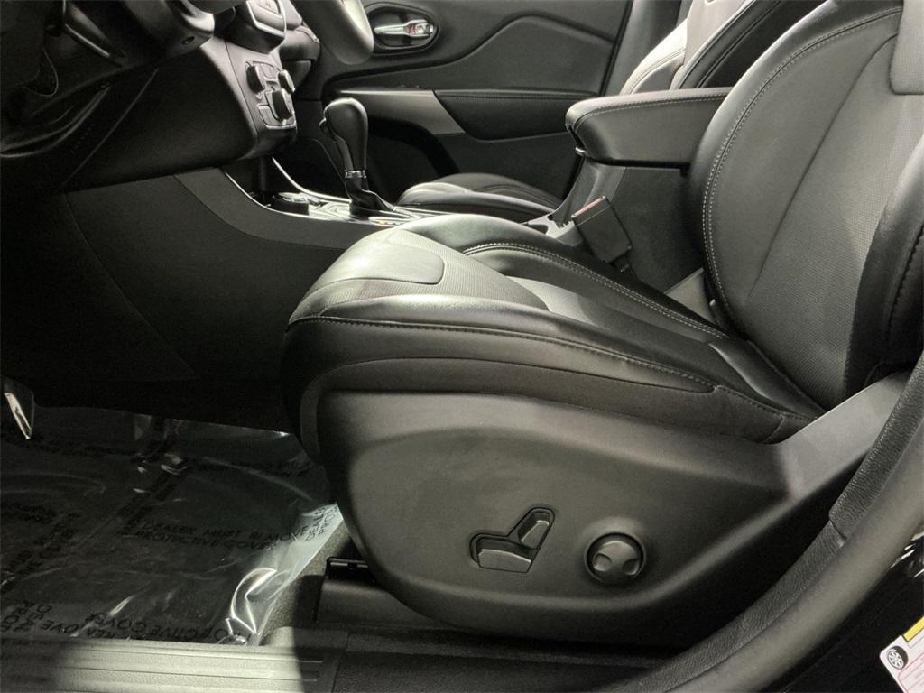 used 2022 Jeep Cherokee car, priced at $26,000