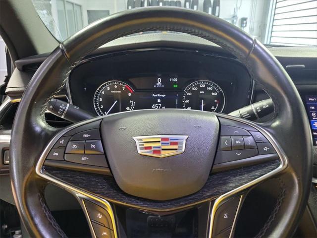 used 2021 Cadillac XT5 car, priced at $27,000
