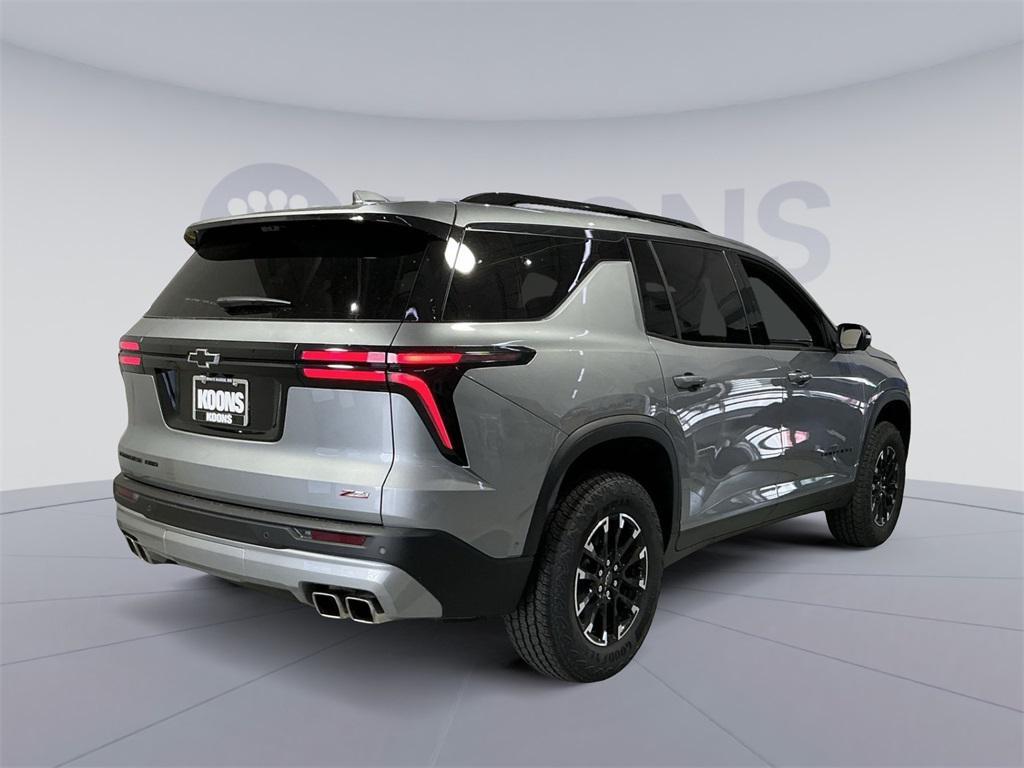 new 2025 Chevrolet Traverse car, priced at $52,745