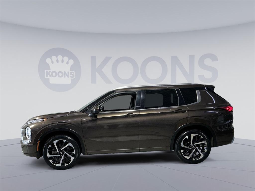 used 2023 Mitsubishi Outlander car, priced at $26,500