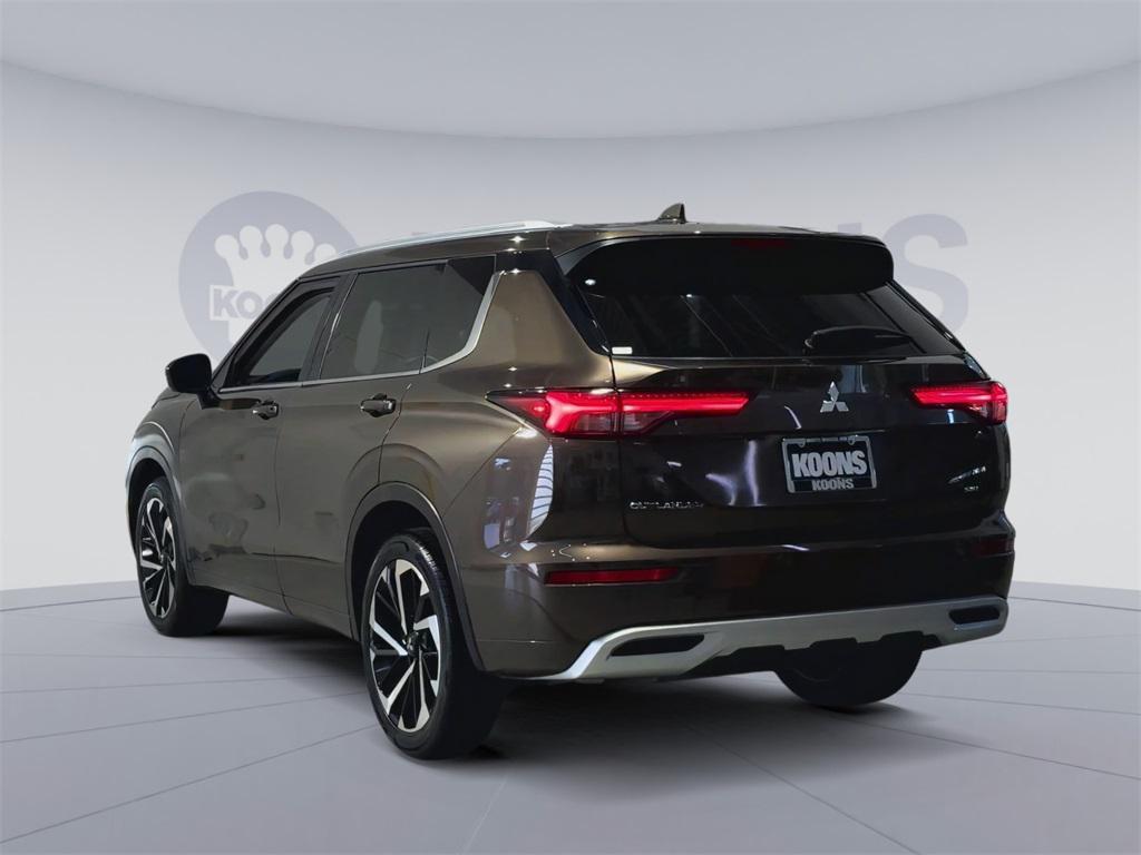 used 2023 Mitsubishi Outlander car, priced at $26,500