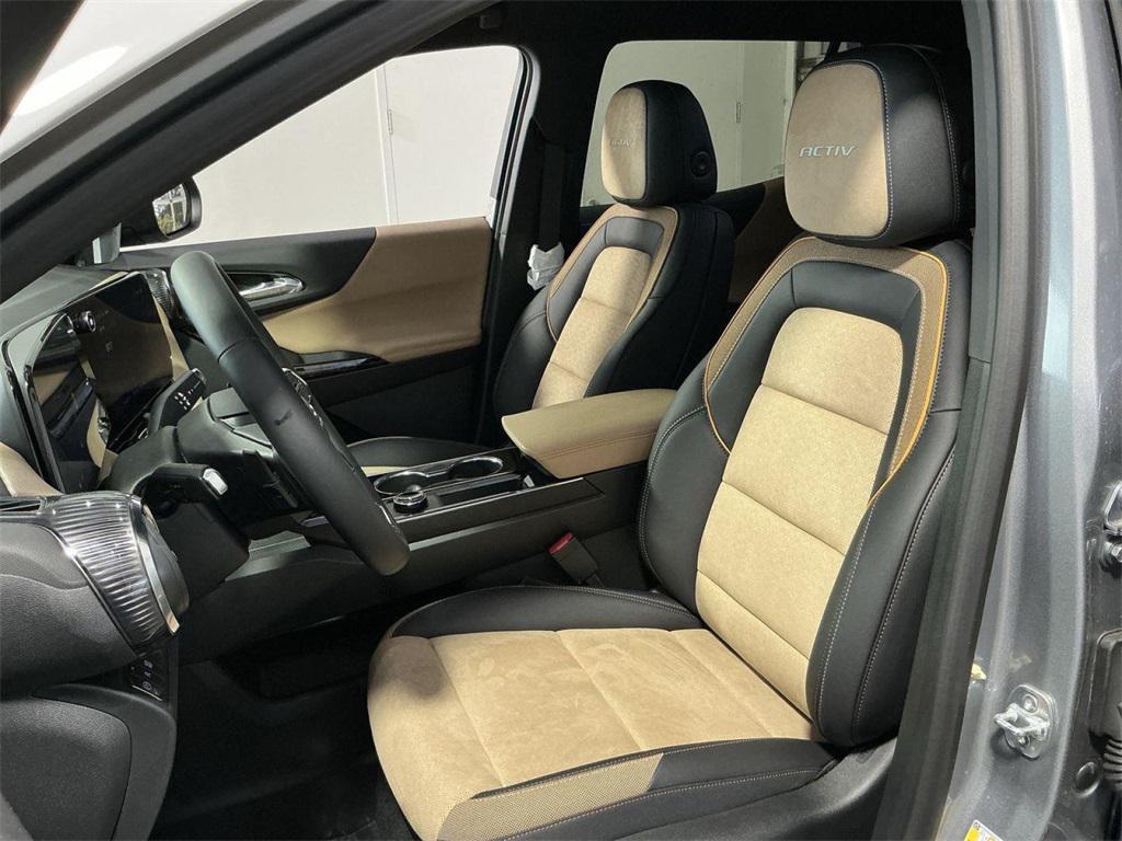new 2026 Chevrolet Equinox car, priced at $32,640