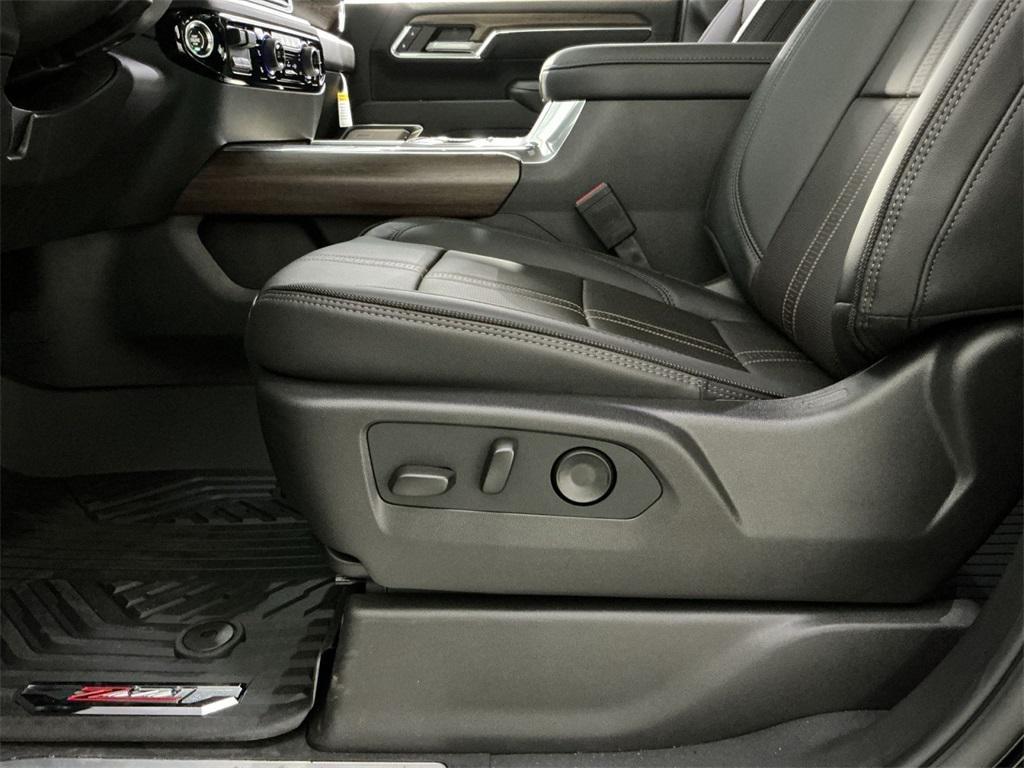 new 2025 Chevrolet Silverado 3500 car, priced at $80,538