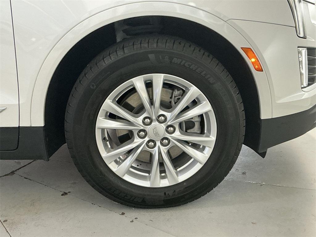 used 2023 Cadillac XT5 car, priced at $30,000