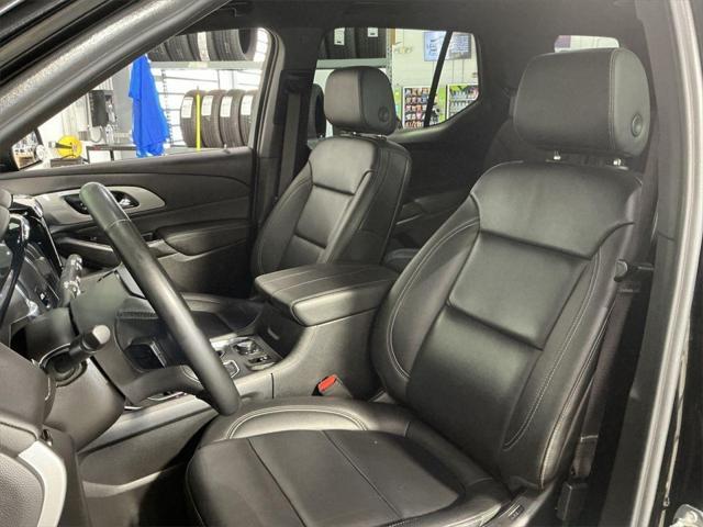 used 2023 Chevrolet Traverse car, priced at $34,000