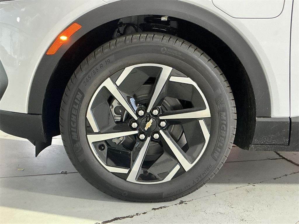 new 2026 Chevrolet Equinox EV car, priced at $37,690