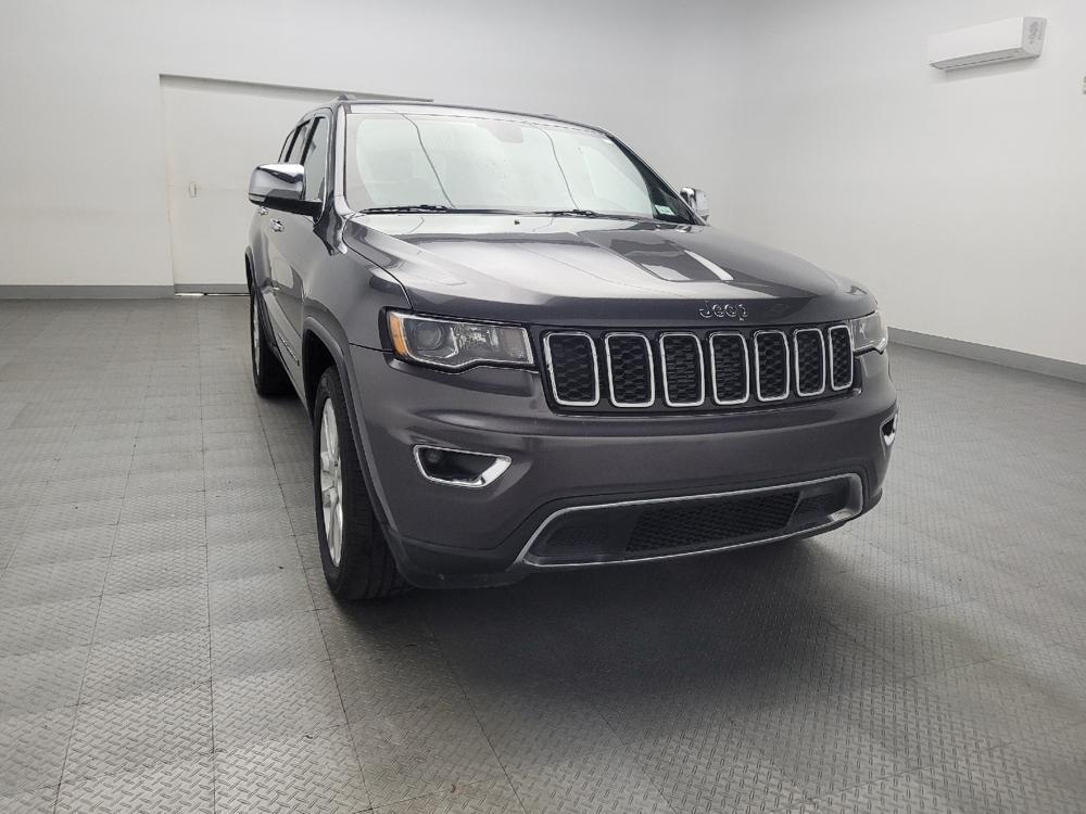 used 2017 Jeep Grand Cherokee car, priced at $19,195