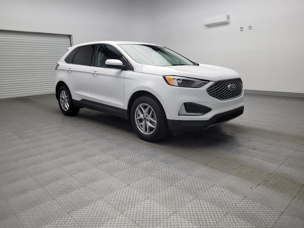 used 2024 Ford Edge car, priced at $30,095