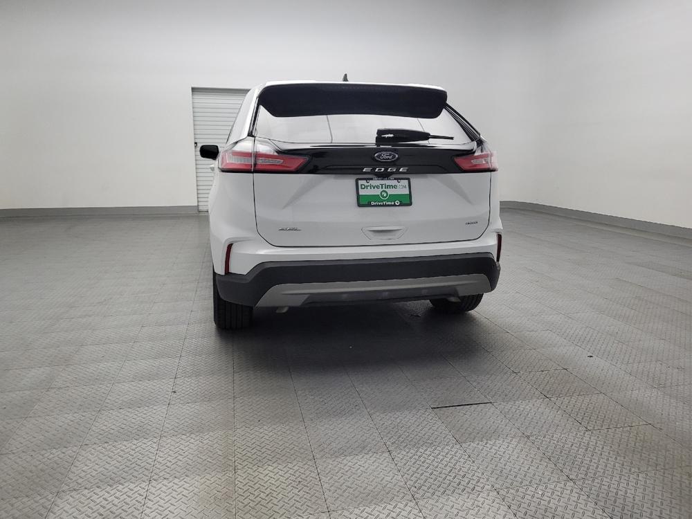 used 2024 Ford Edge car, priced at $30,095