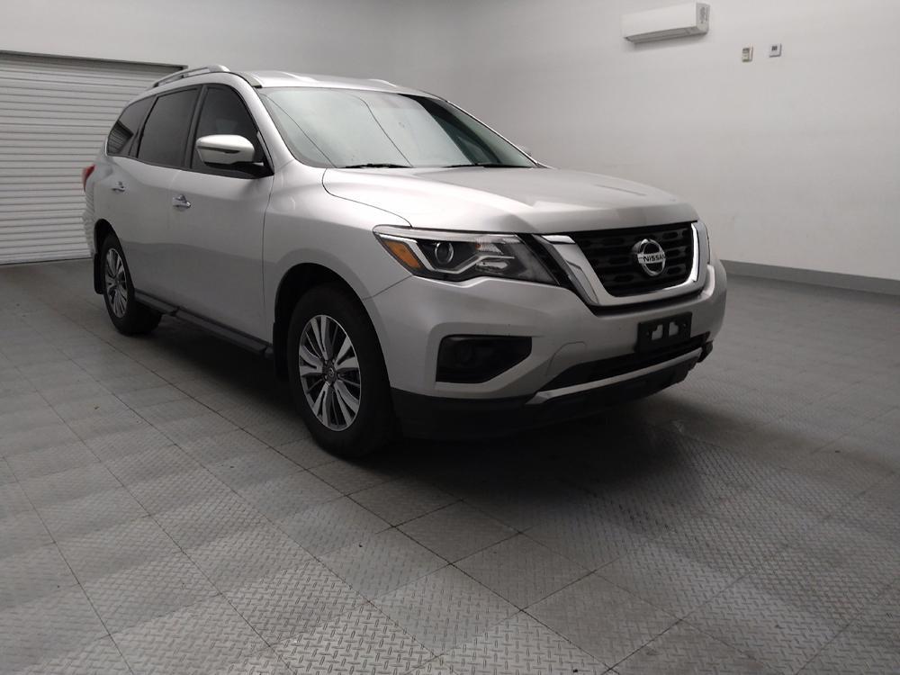 used 2020 Nissan Pathfinder car, priced at $19,095