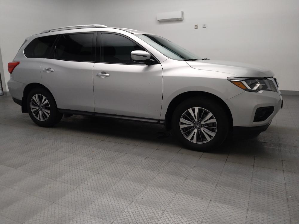 used 2020 Nissan Pathfinder car, priced at $19,095