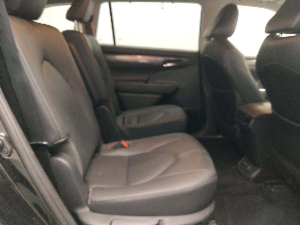 used 2020 Toyota Highlander car, priced at $27,895