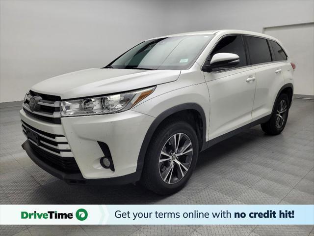 used 2019 Toyota Highlander car, priced at $27,995