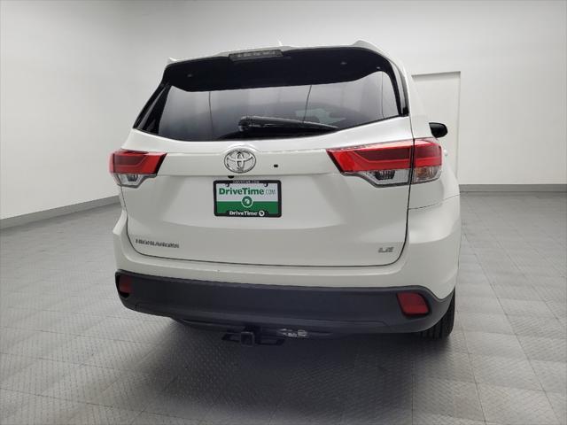 used 2019 Toyota Highlander car, priced at $27,995