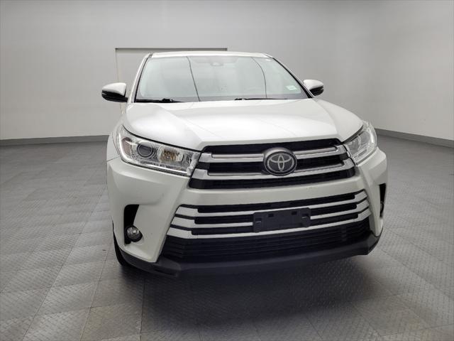 used 2019 Toyota Highlander car, priced at $27,995