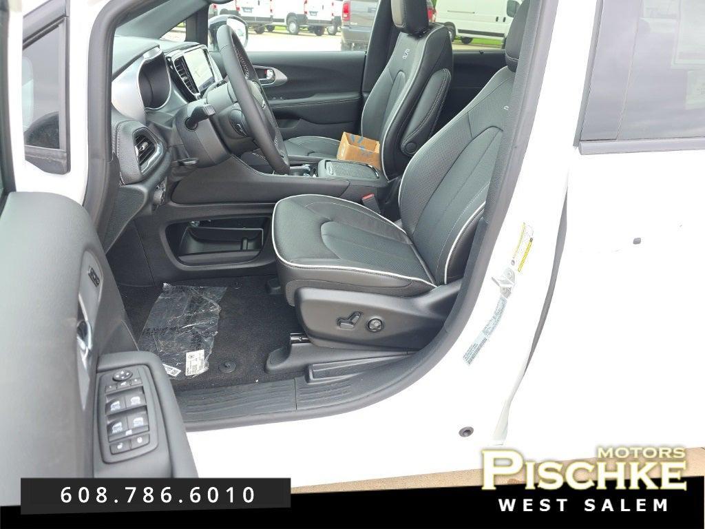 new 2026 Chrysler Pacifica car, priced at $53,930