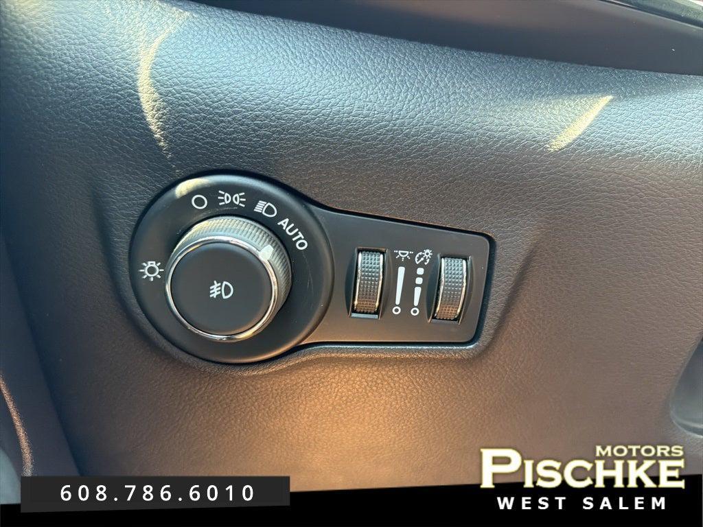 used 2025 Jeep Compass car, priced at $29,780