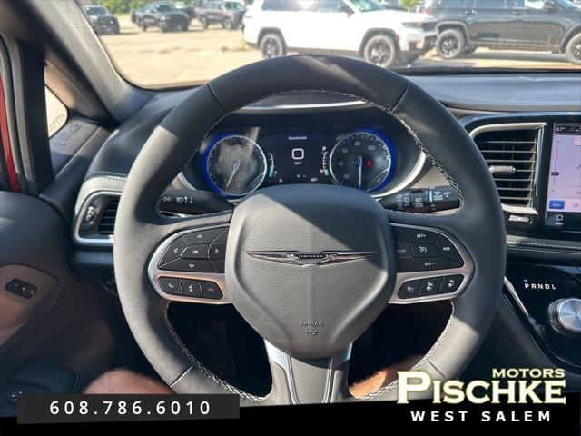 new 2025 Chrysler Pacifica car, priced at $43,665