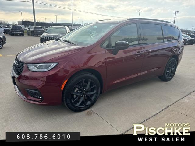 used 2023 Chrysler Pacifica car, priced at $44,976