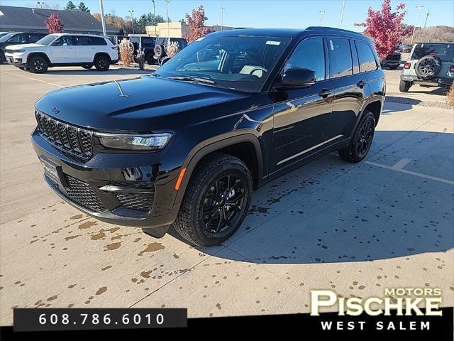 new 2025 Jeep Grand Cherokee car, priced at $45,229