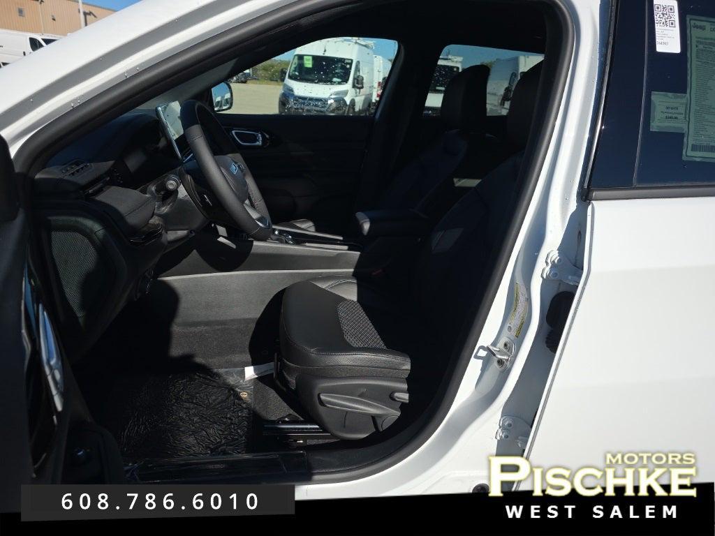 new 2026 Jeep Compass car, priced at $31,370