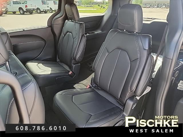 new 2025 Chrysler Pacifica car, priced at $41,999