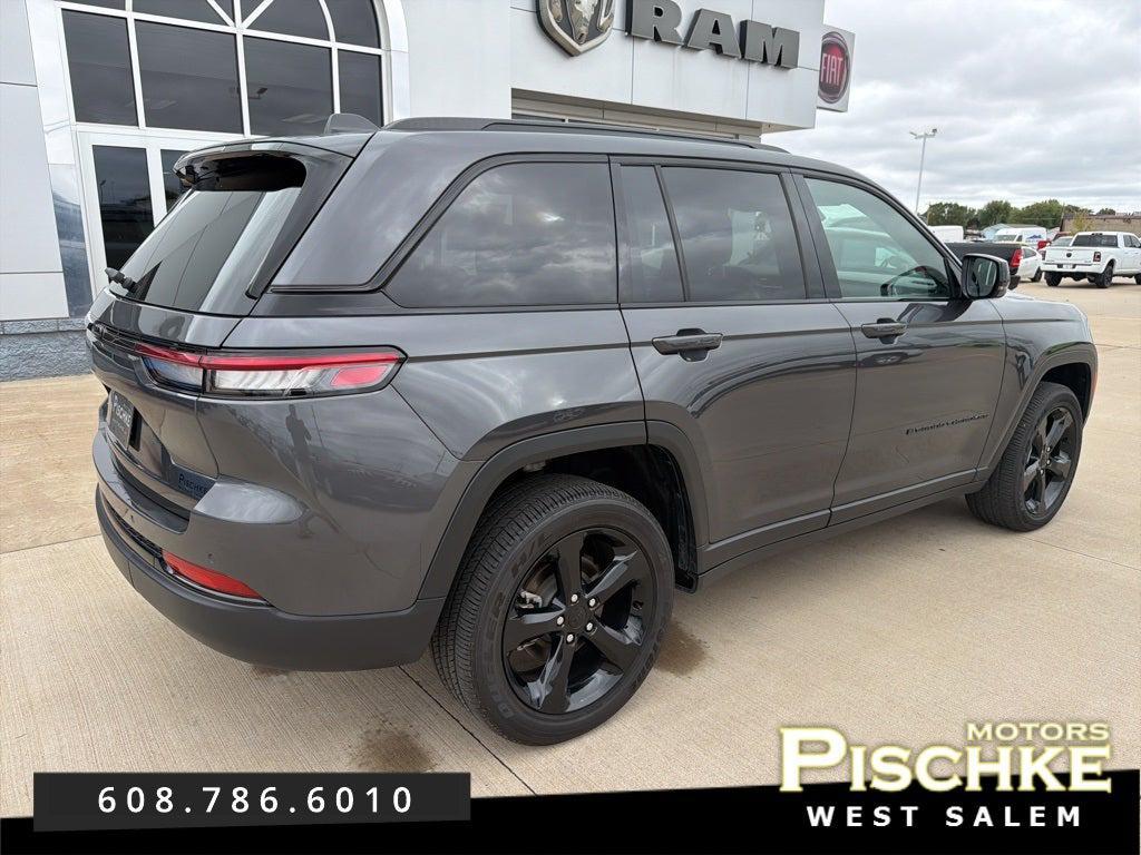 used 2025 Jeep Grand Cherokee car, priced at $37,579