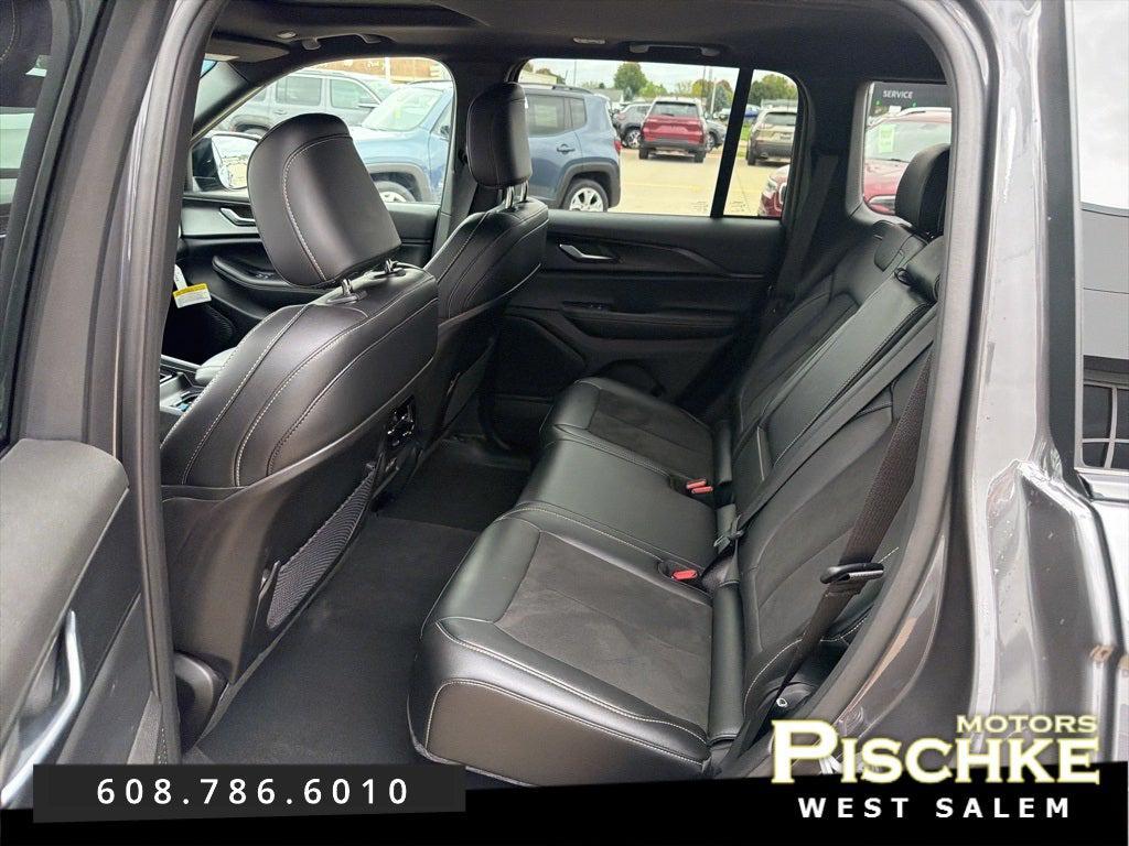 used 2025 Jeep Grand Cherokee car, priced at $37,579