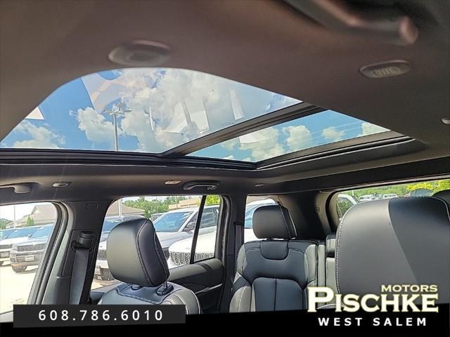 new 2025 Jeep Grand Cherokee car, priced at $46,355